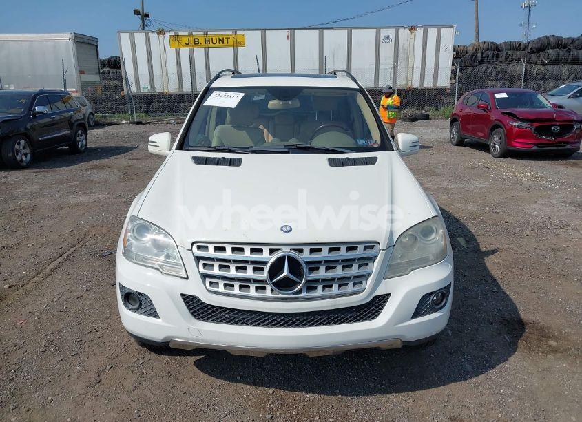 Photo 13 of 2011 Mercedes-benz Ml 350 4MATIC (VIN 4JGBB8GB5BA646071)