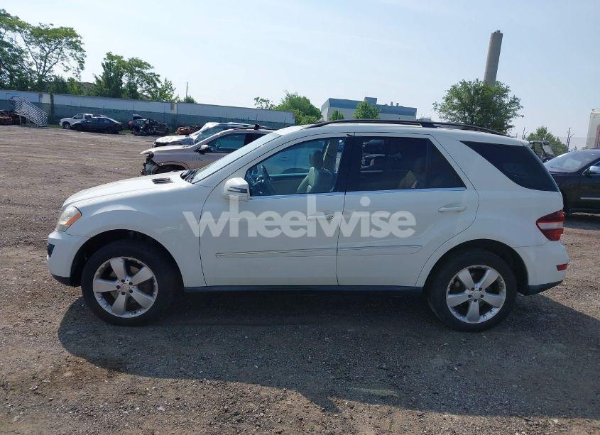 Photo 15 of 2011 Mercedes-benz Ml 350 4MATIC (VIN 4JGBB8GB5BA646071)