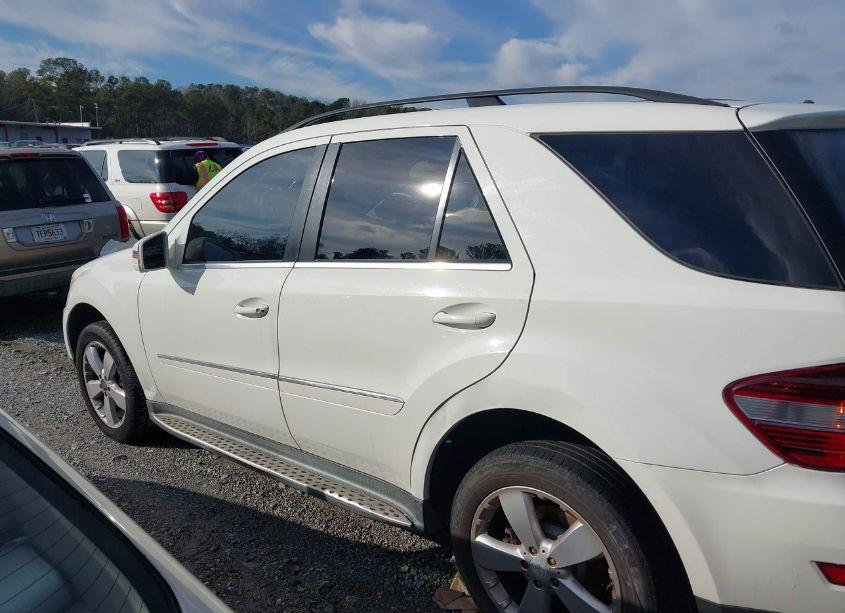 Photo 14 of 2011 Mercedes-benz Ml 350 4MATIC (VIN 4JGBB8GB5BA671956)