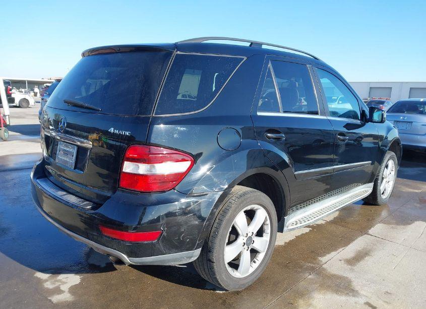 Photo 4 of 2011 Mercedes-benz Ml 350 4MATIC (VIN 4JGBB8GB5BA673299)