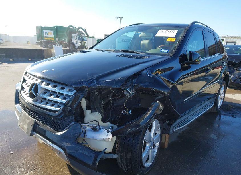 Photo 6 of 2011 Mercedes-benz Ml 350 4MATIC (VIN 4JGBB8GB5BA673299)