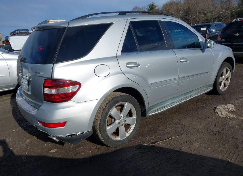 Photo 4 of 2011 Mercedes-benz Ml 350 4MATIC (VIN 4JGBB8GB5BA711792)
