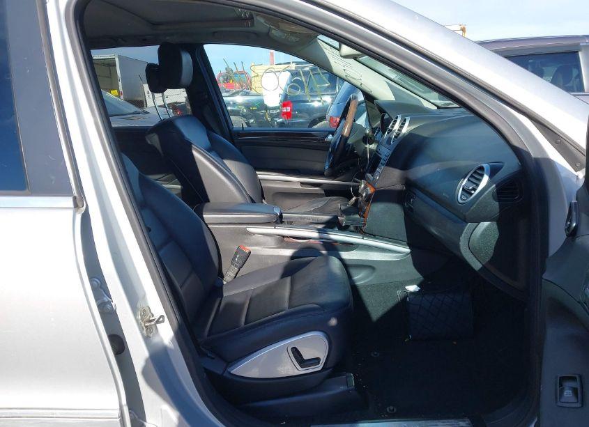 Photo 5 of 2011 Mercedes-benz Ml 350 4MATIC (VIN 4JGBB8GB5BA711792)