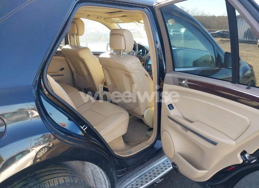 Photo 8 of 2011 Mercedes-benz Ml 350 4MATIC (VIN 4JGBB8GB5BA757171)