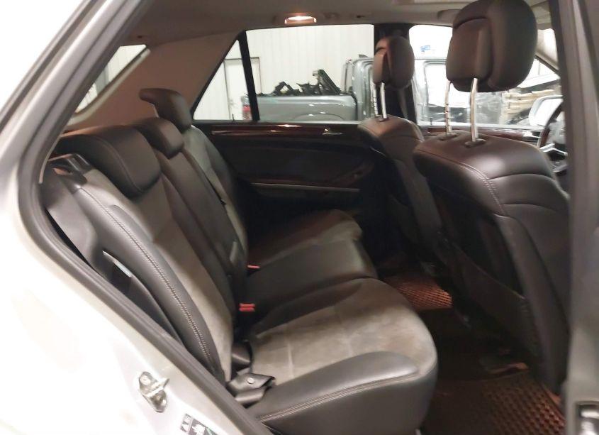 Photo 8 of 2010 Mercedes-benz Ml 350 4MATIC (VIN 4JGBB8GB6AA556538)