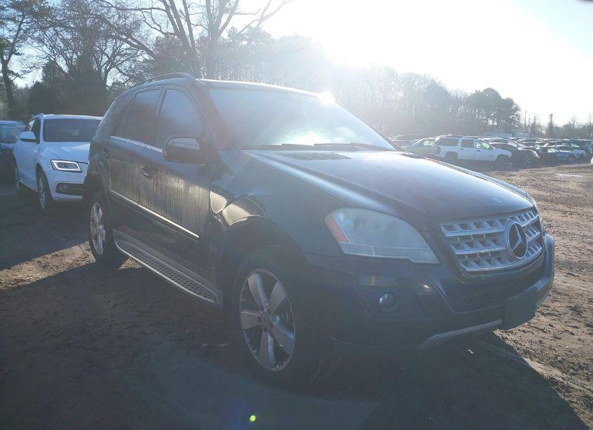 2010 Mercedes-benz Ml 350 4MATIC (VIN 4JGBB8GB6AA570939) main photo