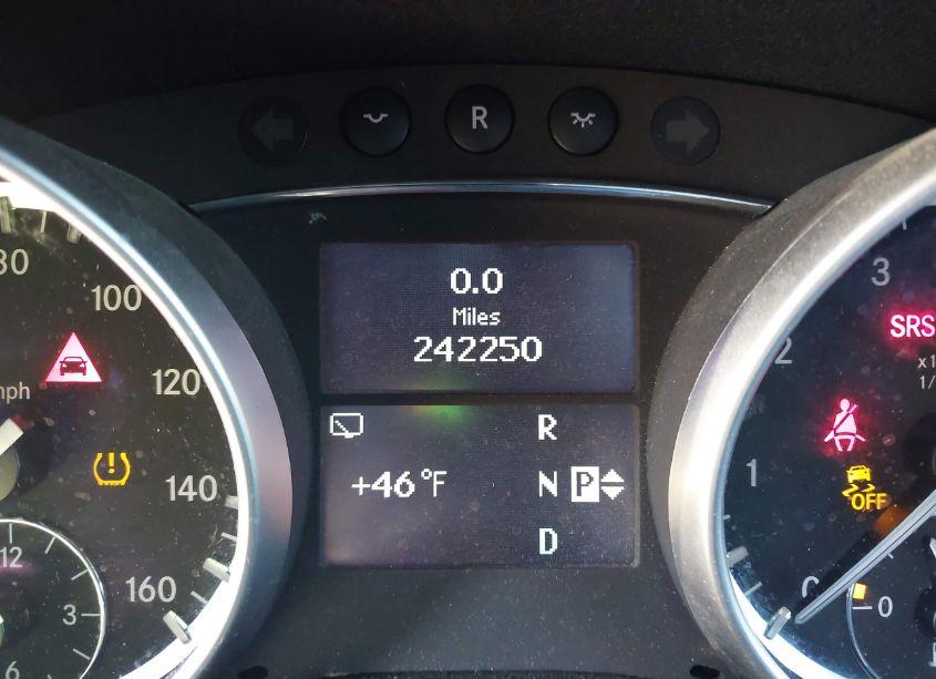 Photo 7 of 2010 Mercedes-benz Ml 350 4MATIC (VIN 4JGBB8GB6AA570939)