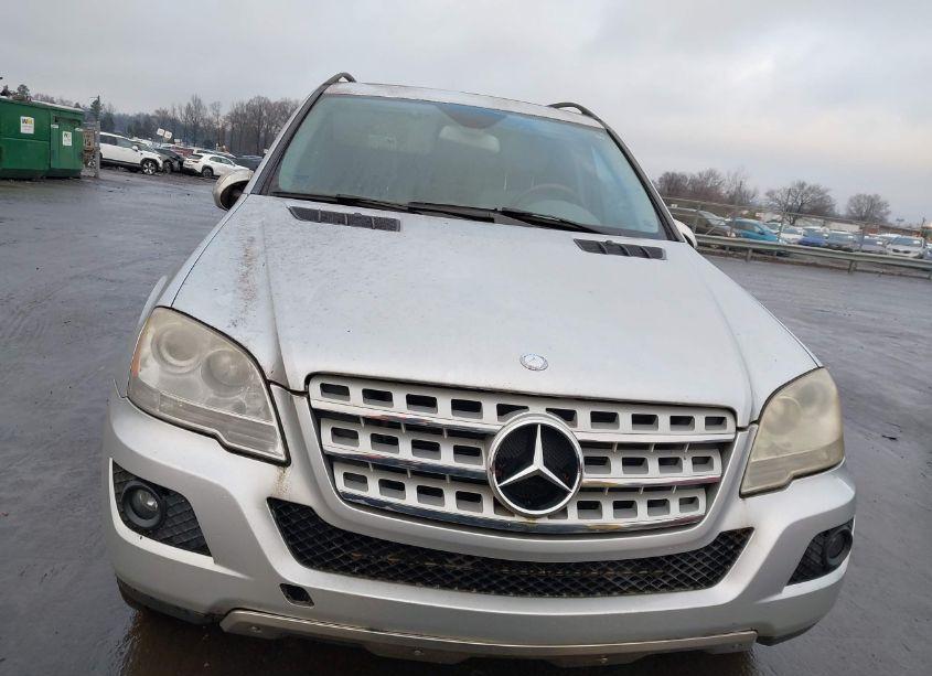 Photo 12 of 2010 Mercedes-benz Ml 350 4MATIC (VIN 4JGBB8GB6AA588356)