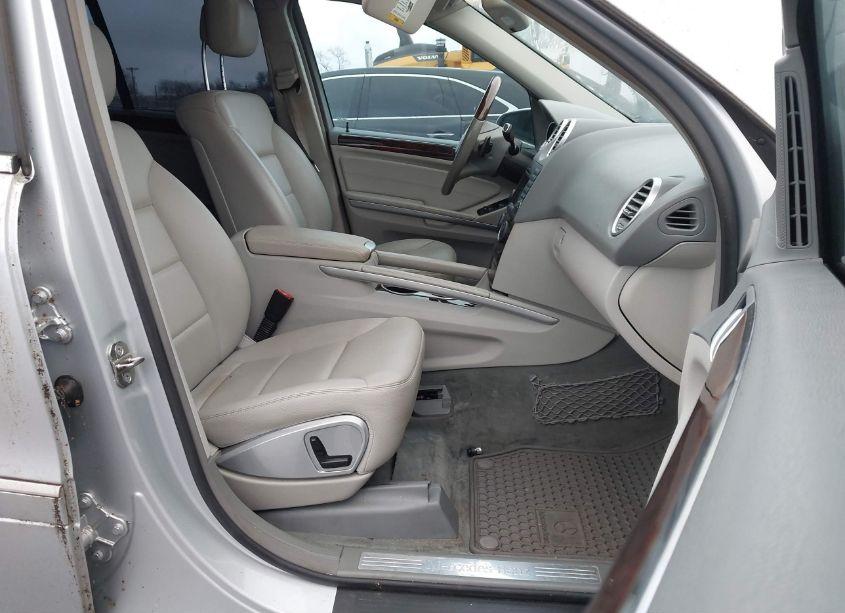 Photo 5 of 2010 Mercedes-benz Ml 350 4MATIC (VIN 4JGBB8GB6AA588356)