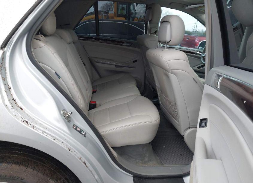 Photo 8 of 2010 Mercedes-benz Ml 350 4MATIC (VIN 4JGBB8GB6AA588356)
