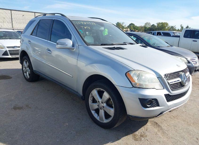 2011 Mercedes-benz Ml 350 4MATIC (VIN 4JGBB8GB6BA643924) main photo