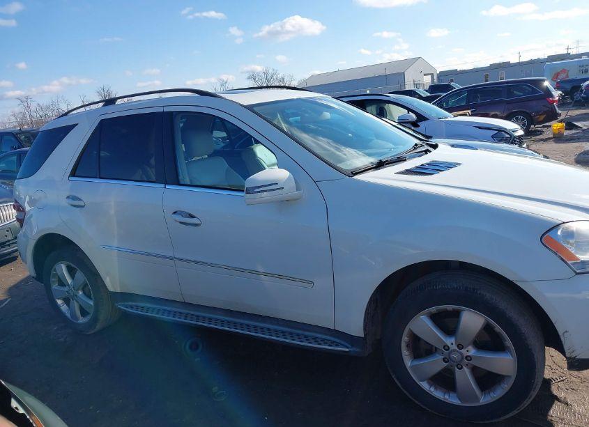 Photo 13 of 2011 Mercedes-benz Ml 350 4MATIC (VIN 4JGBB8GB6BA715124)