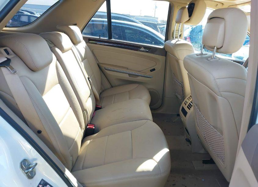 Photo 8 of 2011 Mercedes-benz Ml 350 4MATIC (VIN 4JGBB8GB6BA715124)