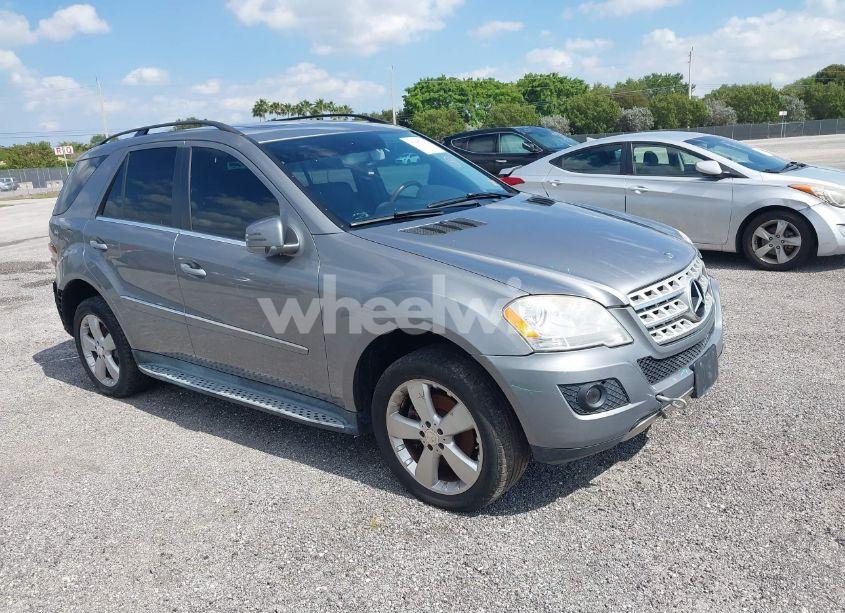 2011 Mercedes-benz Ml 350 4MATIC (VIN 4JGBB8GB7BA681016) main photo