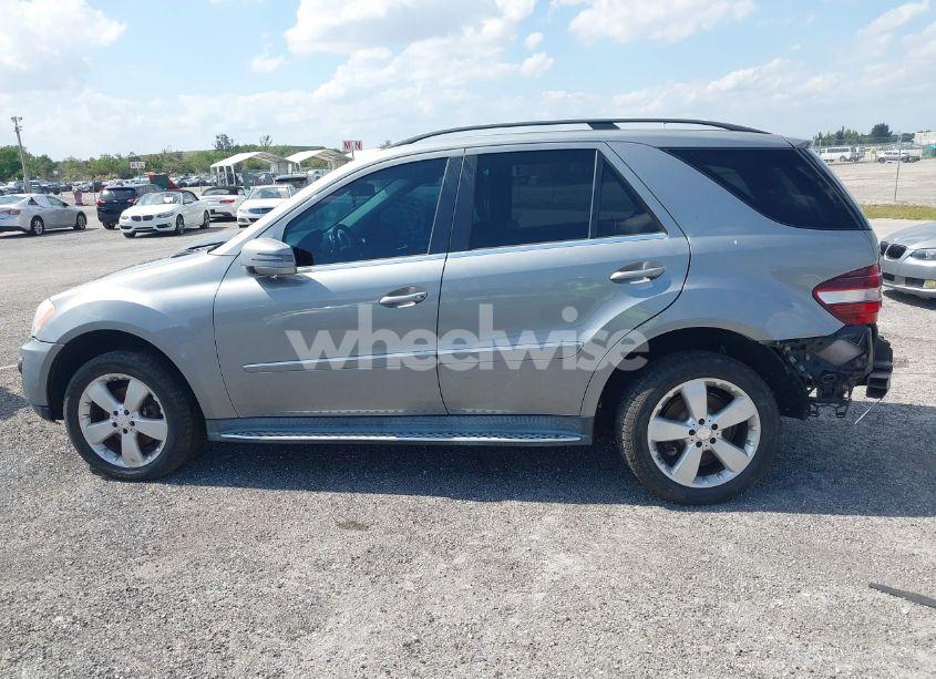 Photo 13 of 2011 Mercedes-benz Ml 350 4MATIC (VIN 4JGBB8GB7BA681016)