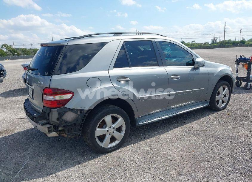 Photo 4 of 2011 Mercedes-benz Ml 350 4MATIC (VIN 4JGBB8GB7BA681016)