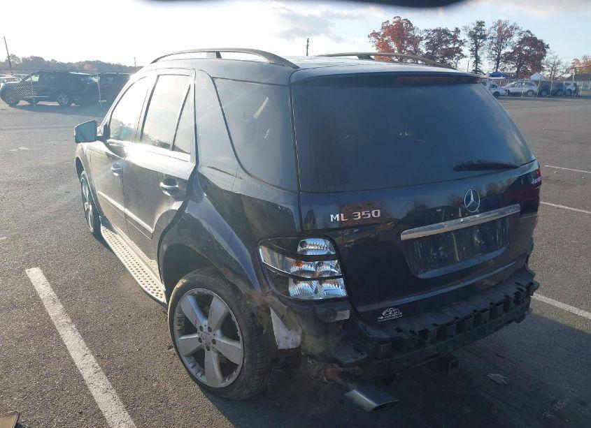 Photo 6 of 2011 Mercedes-benz Ml 350 4MATIC (VIN 4JGBB8GB7BA692954)