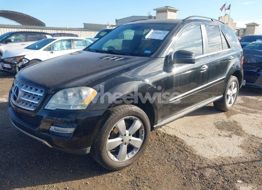 Photo 2 of 2011 Mercedes-benz Ml 350 4MATIC (VIN 4JGBB8GB7BA727461)
