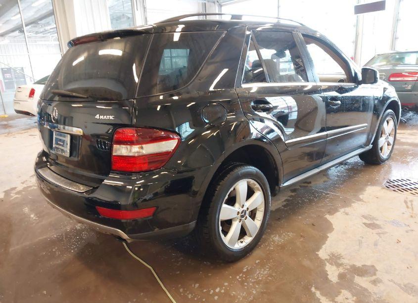 Photo 4 of 2011 Mercedes-benz Ml 350 4MATIC (VIN 4JGBB8GB8BA651152)