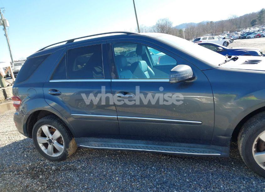 Photo 13 of 2011 Mercedes-benz Ml 350 4MATIC (VIN 4JGBB8GB8BA668937)
