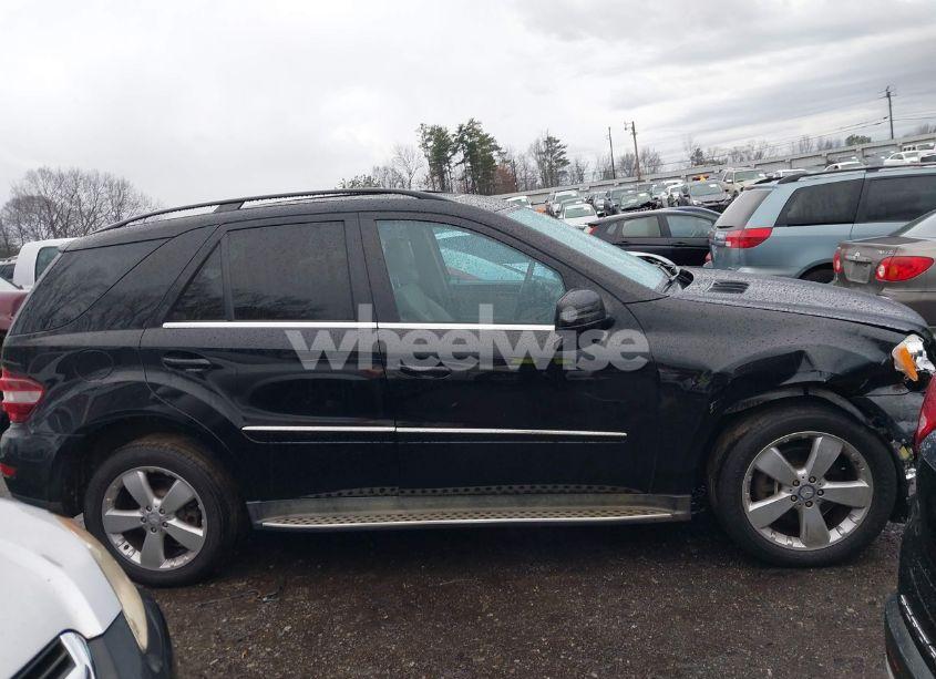 Photo 13 of 2011 Mercedes-benz Ml 350 4MATIC (VIN 4JGBB8GB9BA672060)