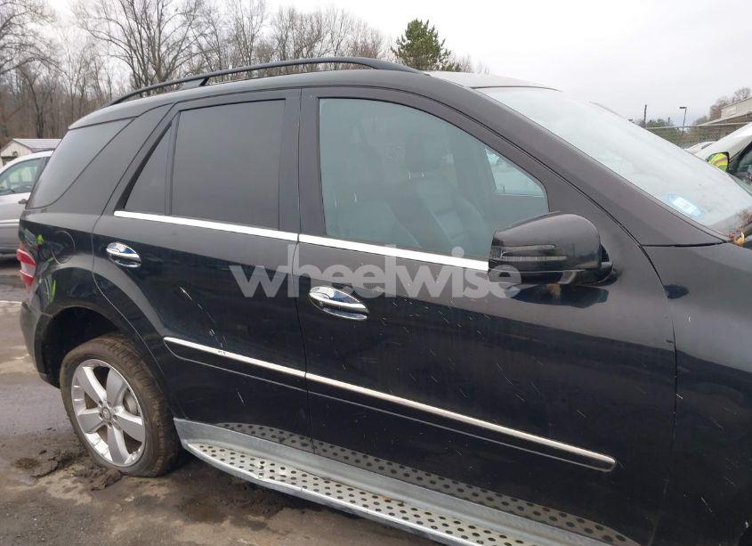 Photo 12 of 2011 Mercedes-benz Ml 350 4MATIC (VIN 4JGBB8GB9BA677033)