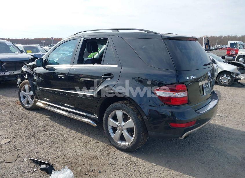 Photo 3 of 2011 Mercedes-benz Ml 350 4MATIC (VIN 4JGBB8GB9BA695936)