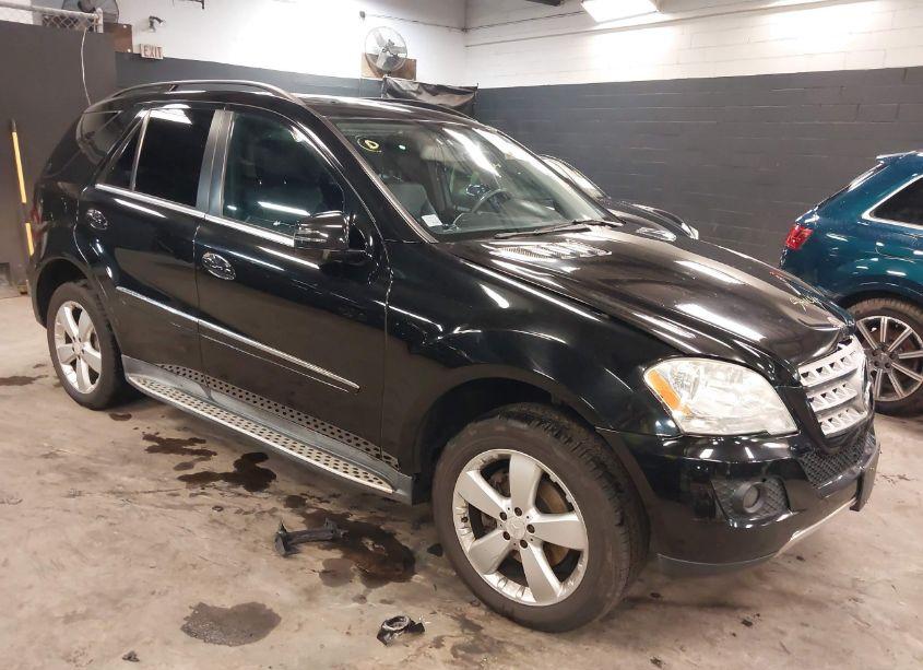 2011 Mercedes-benz Ml 350 4MATIC (VIN 4JGBB8GB9BA713772) main photo