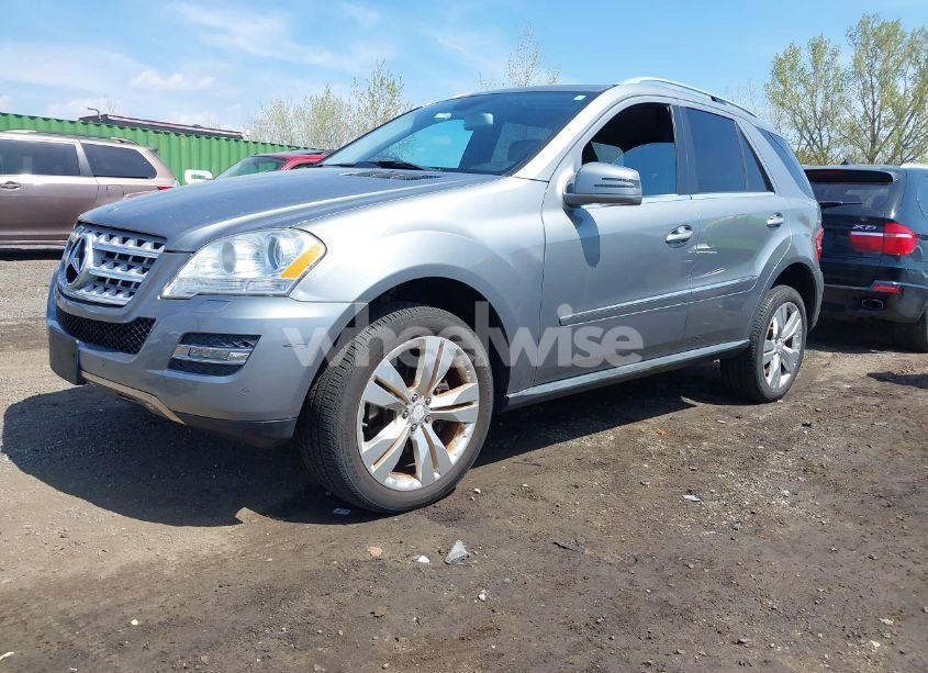 Photo 2 of 2011 Mercedes-benz Ml 350 4MATIC (VIN 4JGBB8GBXBA702201)
