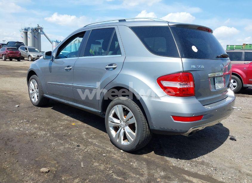 Photo 3 of 2011 Mercedes-benz Ml 350 4MATIC (VIN 4JGBB8GBXBA702201)