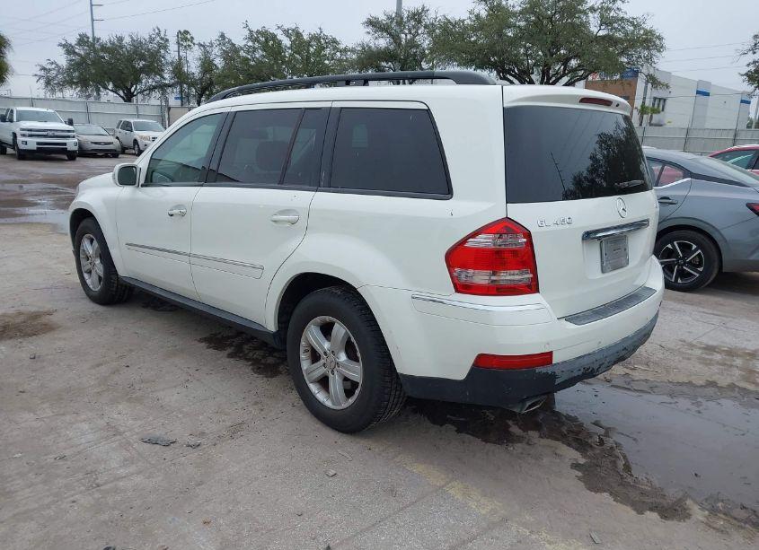 Photo 3 of 2008 Mercedes-benz Gl 450 4MATIC (VIN 4JGBF71E58A338246)