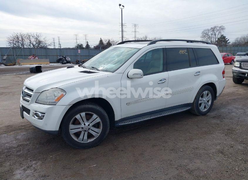 Photo 2 of 2007 Mercedes-benz Gl 450 4MATIC (VIN 4JGBF71E67A236744)