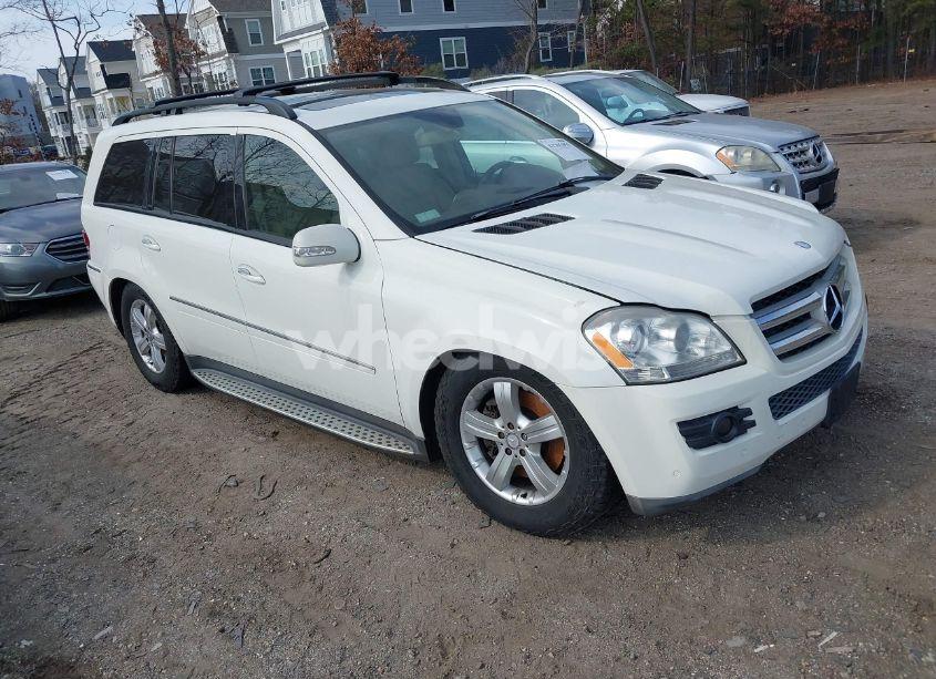 2008 Mercedes-benz Gl 450 4MATIC (VIN 4JGBF71E98A305136) main photo