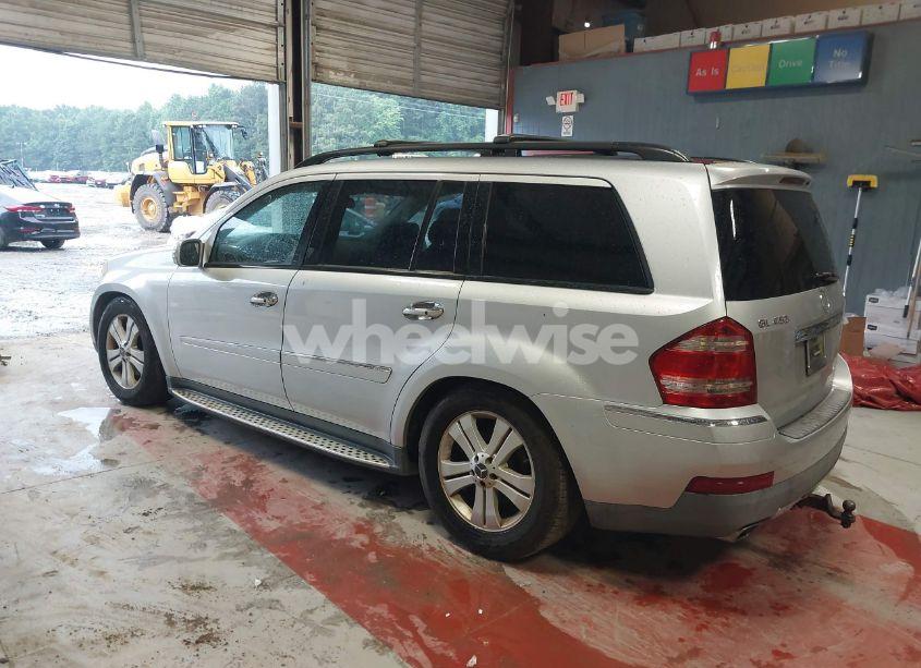 Photo 3 of 2008 Mercedes-benz Gl 450 4MATIC (VIN 4JGBF71E98A417600)