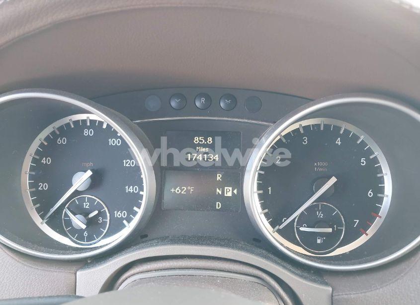 Photo 7 of 2011 Mercedes-benz Gl 450 4MATIC (VIN 4JGBF7BE0BA646690)