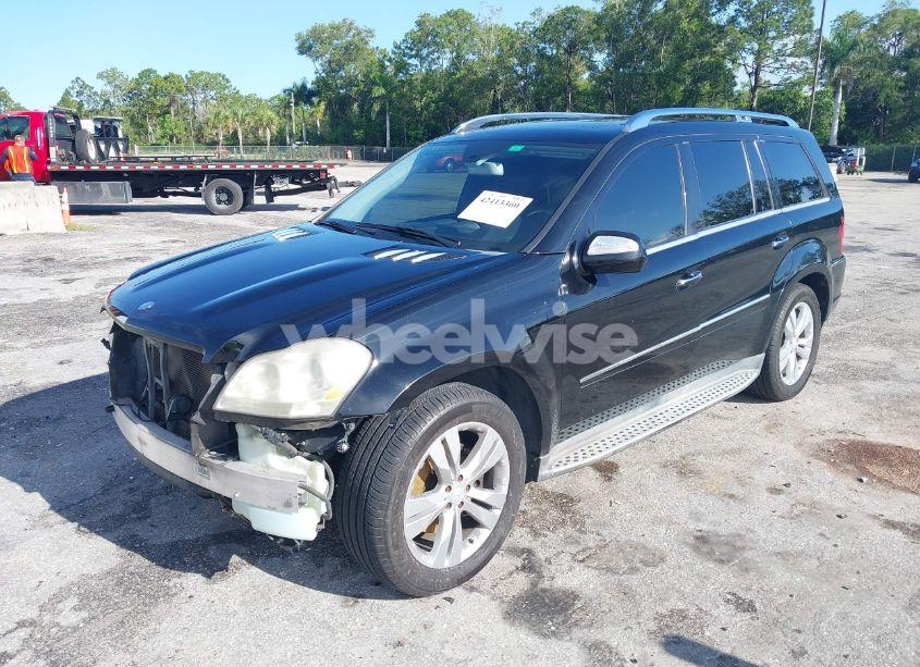 Photo 2 of 2010 Mercedes-benz Gl 450 4MATIC (VIN 4JGBF7BE2AA585826)