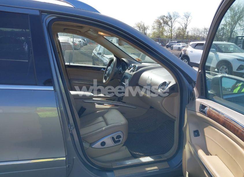 Photo 5 of 2011 Mercedes-benz Gl 450 4MATIC (VIN 4JGBF7BE3BA740269)