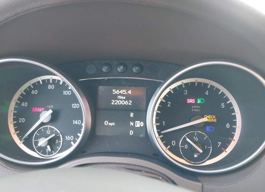 Photo 7 of 2010 Mercedes-benz Gl 450 4MATIC (VIN 4JGBF7BE8AA587001)