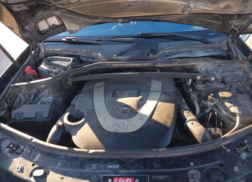 Photo 10 of 2012 Mercedes-benz Gl 450 4MATIC (VIN 4JGBF7BE8CA766433)