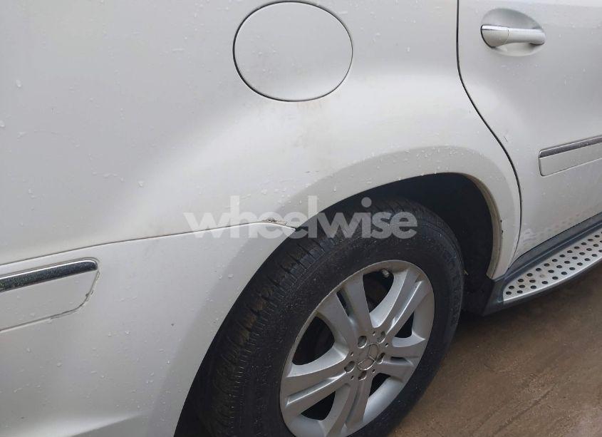 Photo 6 of 2010 Mercedes-benz Gl 450 4MATIC (VIN 4JGBF7BE9AA568098)