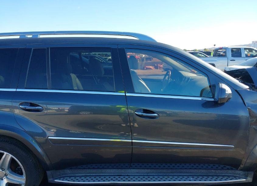 Photo 13 of 2010 Mercedes-benz Gl 550 4MATIC (VIN 4JGBF8GE0AA603593)