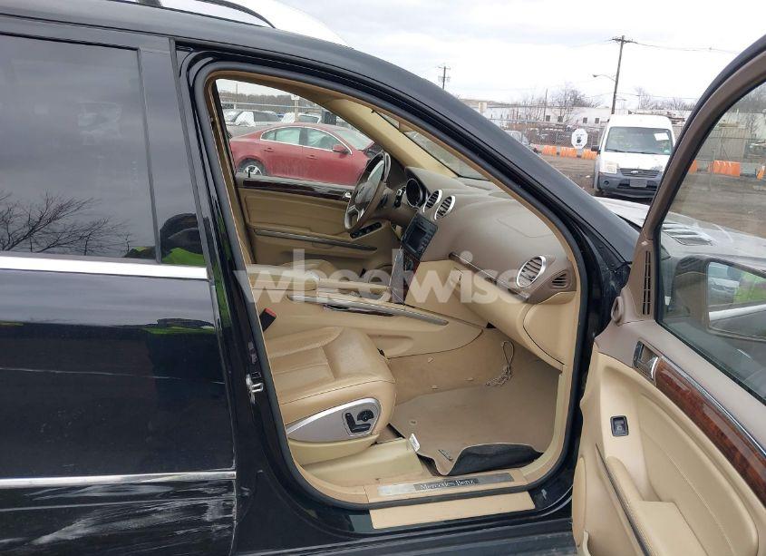 Photo 5 of 2011 Mercedes-benz Gl 550 4MATIC (VIN 4JGBF8GE2BA655860)