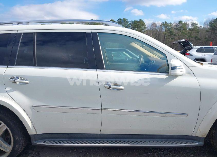 Photo 14 of 2011 Mercedes-benz Gl 550 4MATIC (VIN 4JGBF8GE2BA708248)