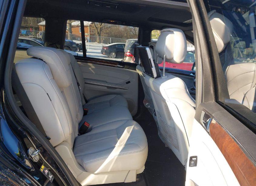 Photo 8 of 2012 Mercedes-benz Gl 550 4MATIC (VIN 4JGBF8GE3CA783395)