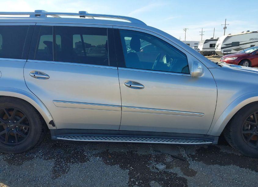 Photo 13 of 2010 Mercedes-benz Gl 550 4MATIC (VIN 4JGBF8GE6AA569739)