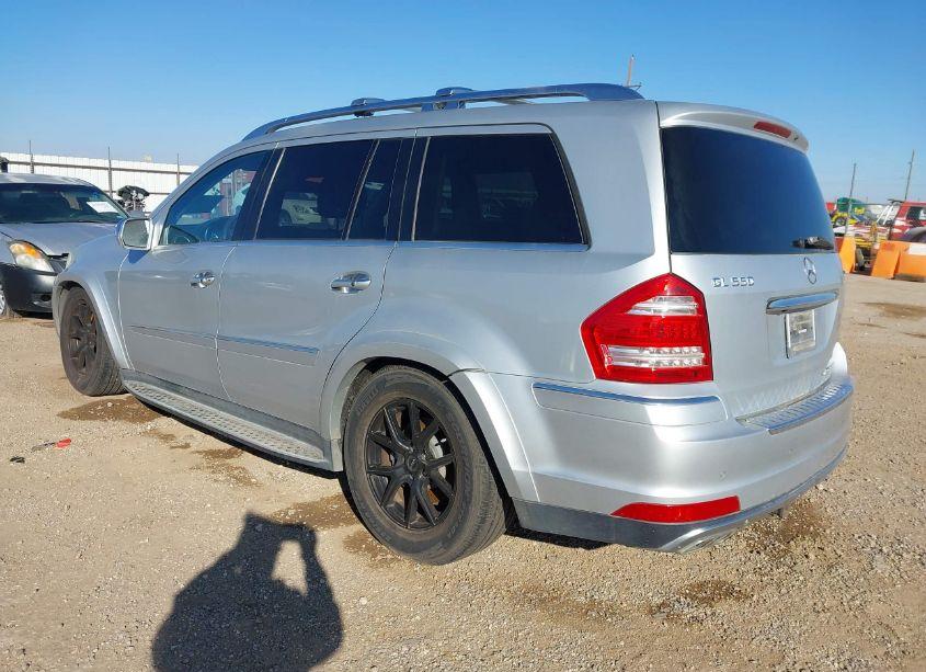 Photo 3 of 2010 Mercedes-benz Gl 550 4MATIC (VIN 4JGBF8GE6AA569739)