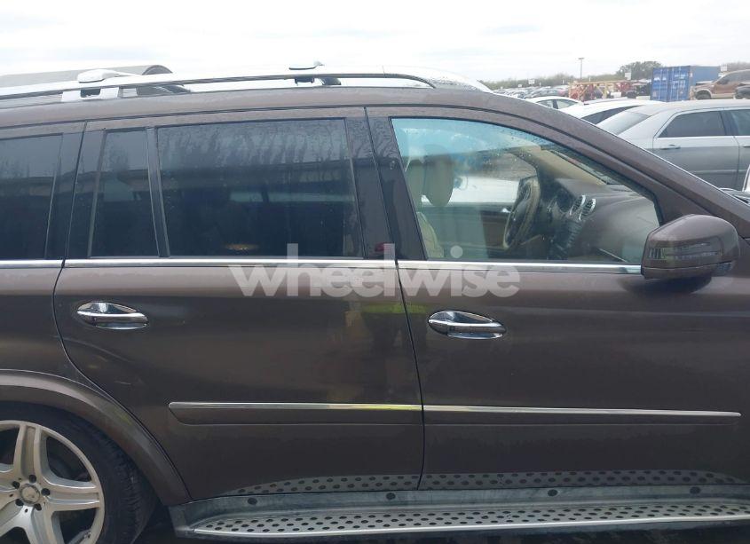 Photo 13 of 2012 Mercedes-benz Gl 550 4MATIC (VIN 4JGBF8GE6CA790681)