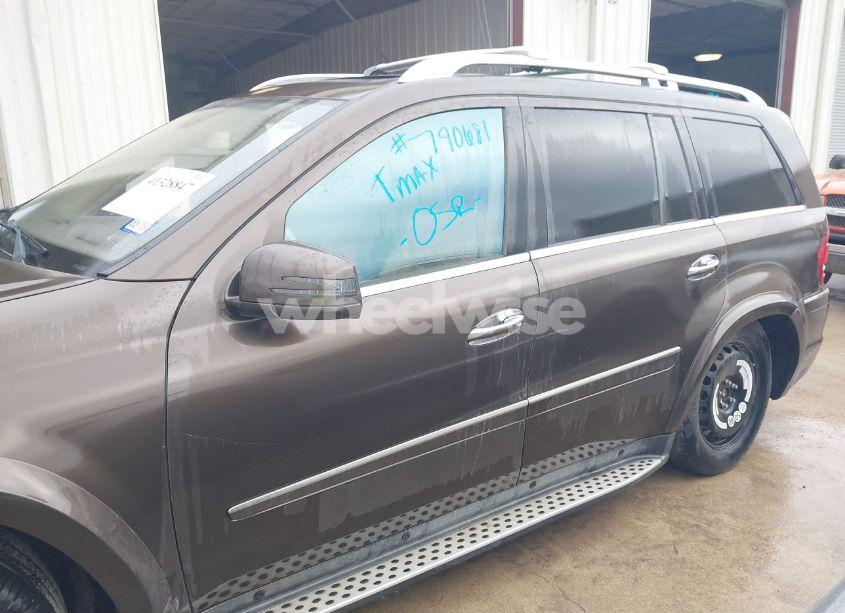 Photo 14 of 2012 Mercedes-benz Gl 550 4MATIC (VIN 4JGBF8GE6CA790681)