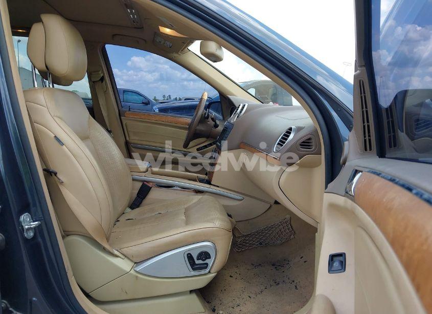 Photo 5 of 2010 Mercedes-benz Gl 550 4MATIC (VIN 4JGBF8GE8AA573694)