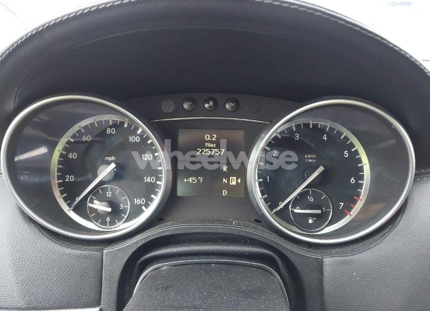 Photo 7 of 2011 Mercedes-benz Gl 550 4MATIC (VIN 4JGBF8GE9BA673935)